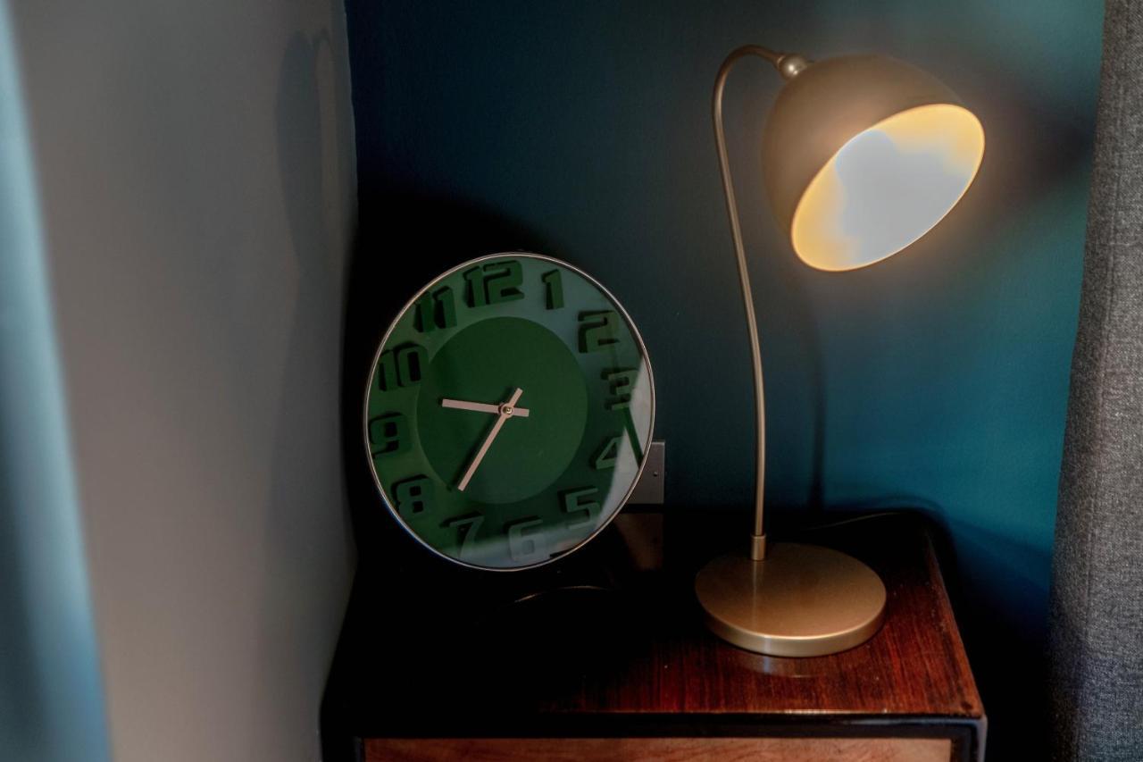 Home N 5 By Quokka 360 - Vintage-Soul Flat On Como Cathedral Luaran gambar